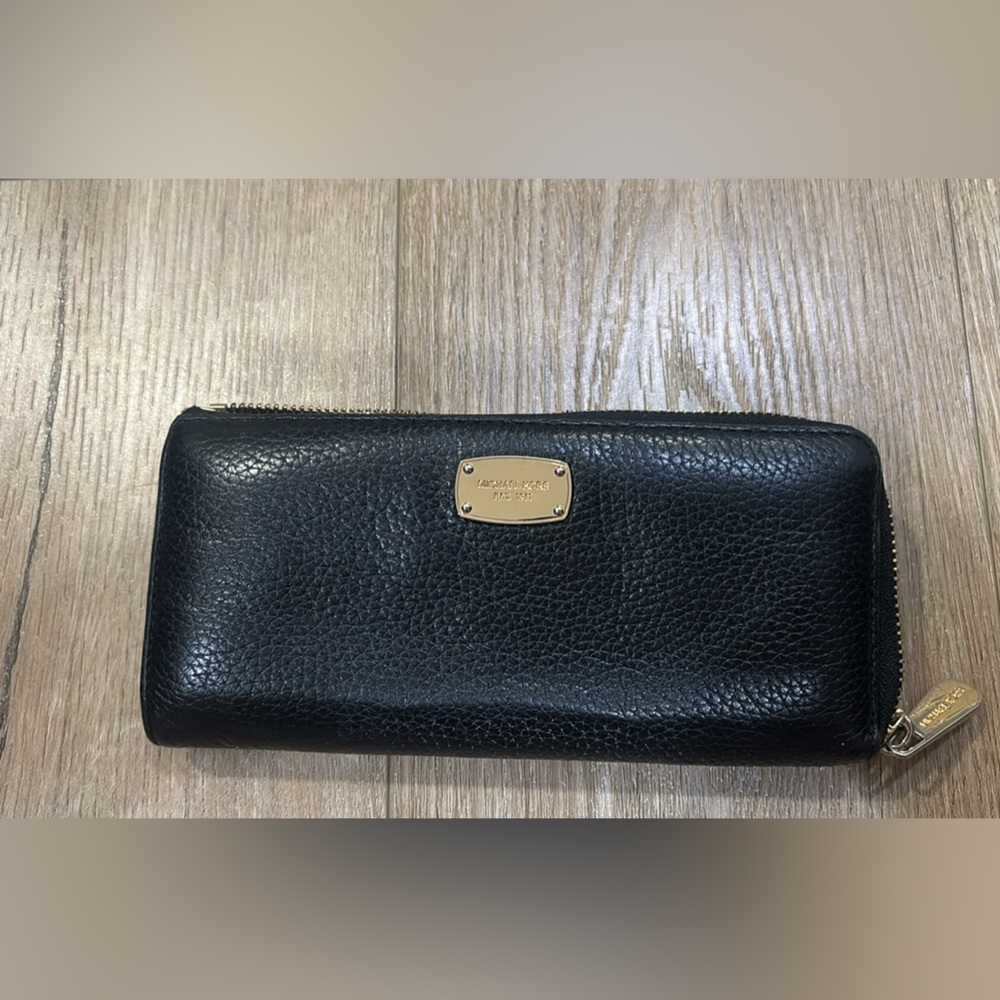 Black Michael Kors Wallet with Gold Accents